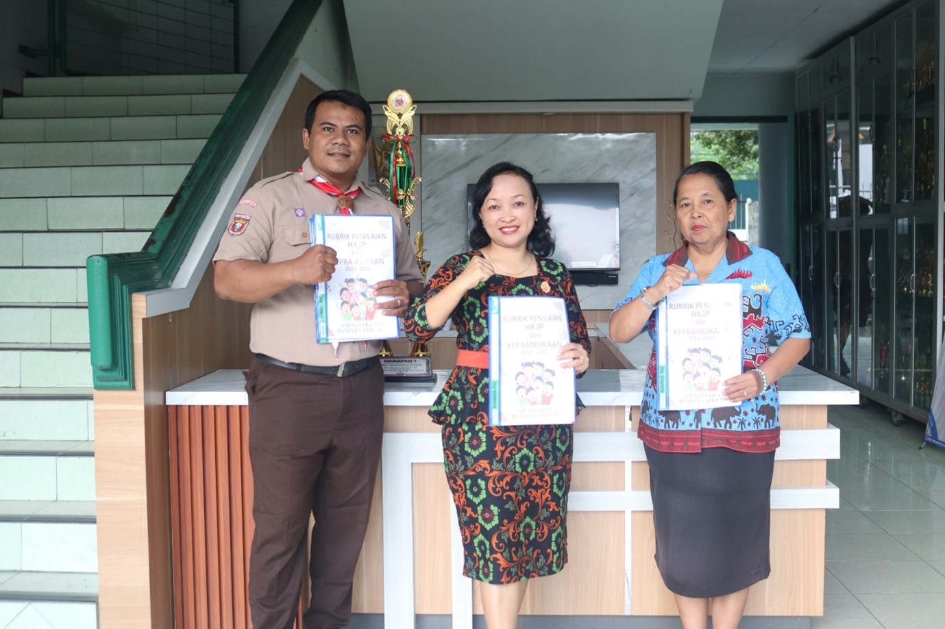 Jam Kreativitas  SMP Xavepa Gemilang  dengan SAKAI SAMBAYAN