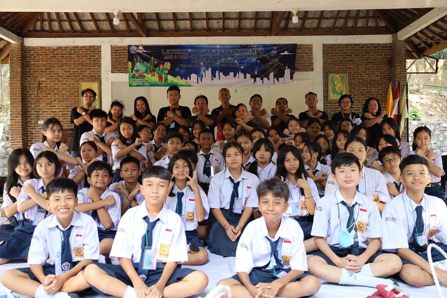 LATIHAN DASAR KEPEMIMPINAN (LDK) OSIS SMP XAVERIUS 2 BANDAR LAMPUNG